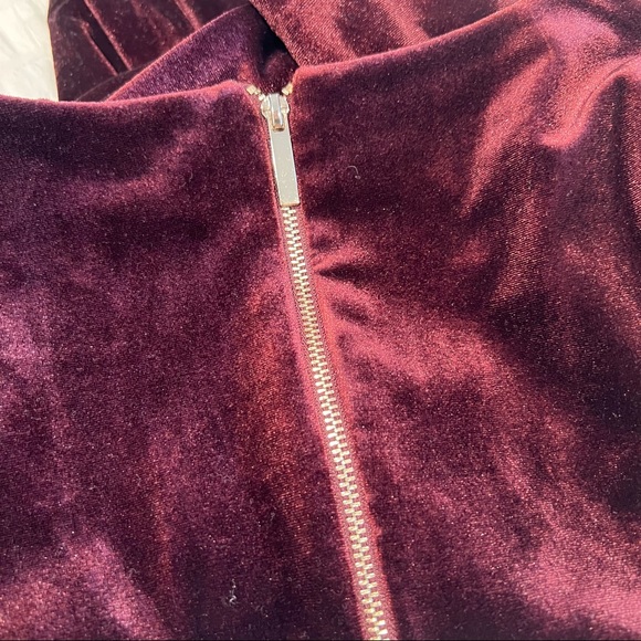 Dynamite Velvet Merlot Dress- Size M - Picture 6 of 12